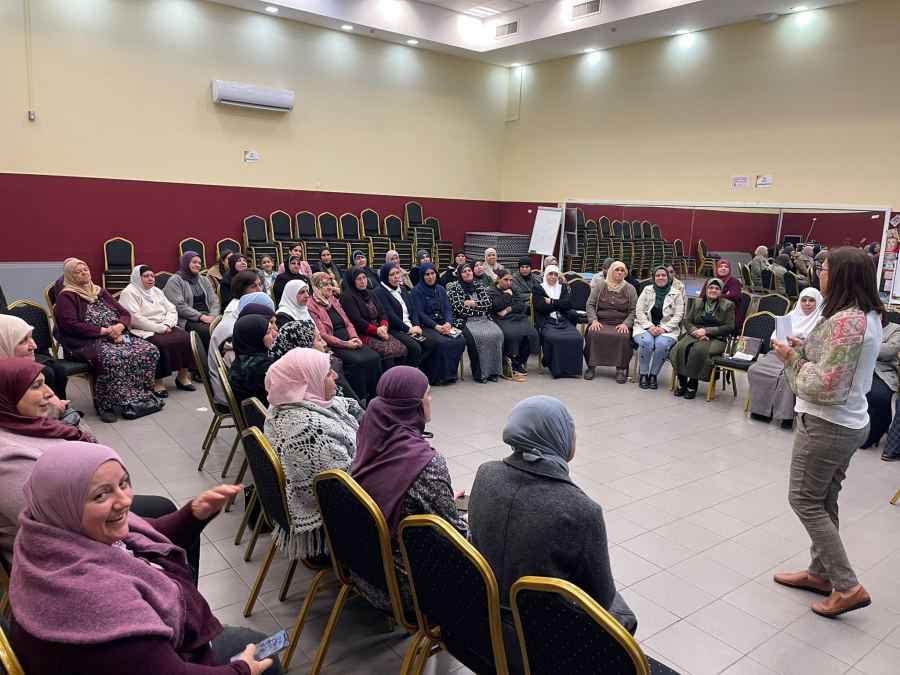 يوم دراسي لرفع الوعي لموضوع الصحة النفسية بالمشهد